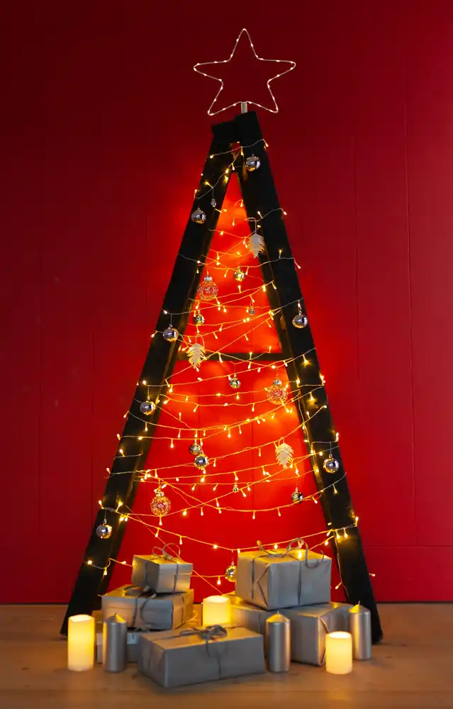 vianočný stromček z rebríka