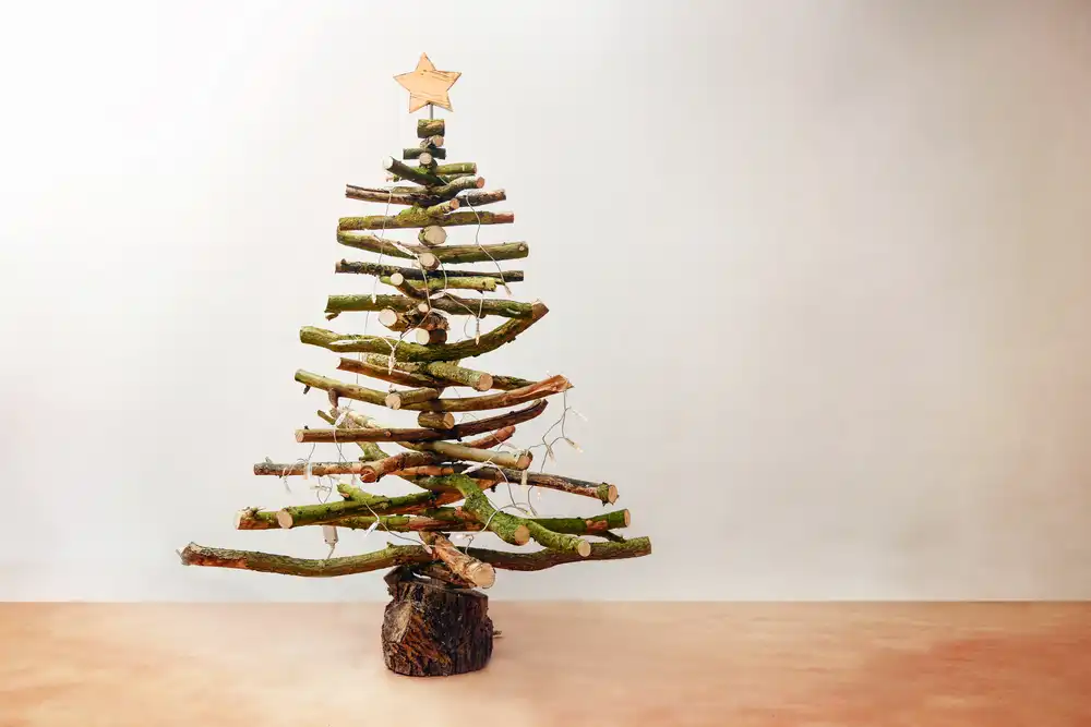vianočný stromček z dreva