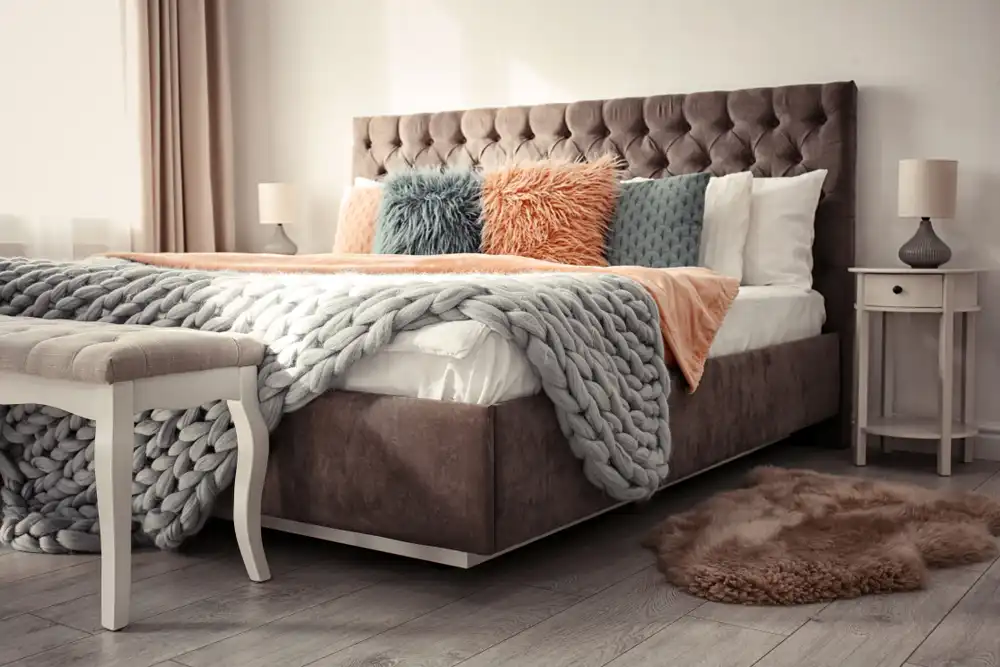 Boxspring posteľ